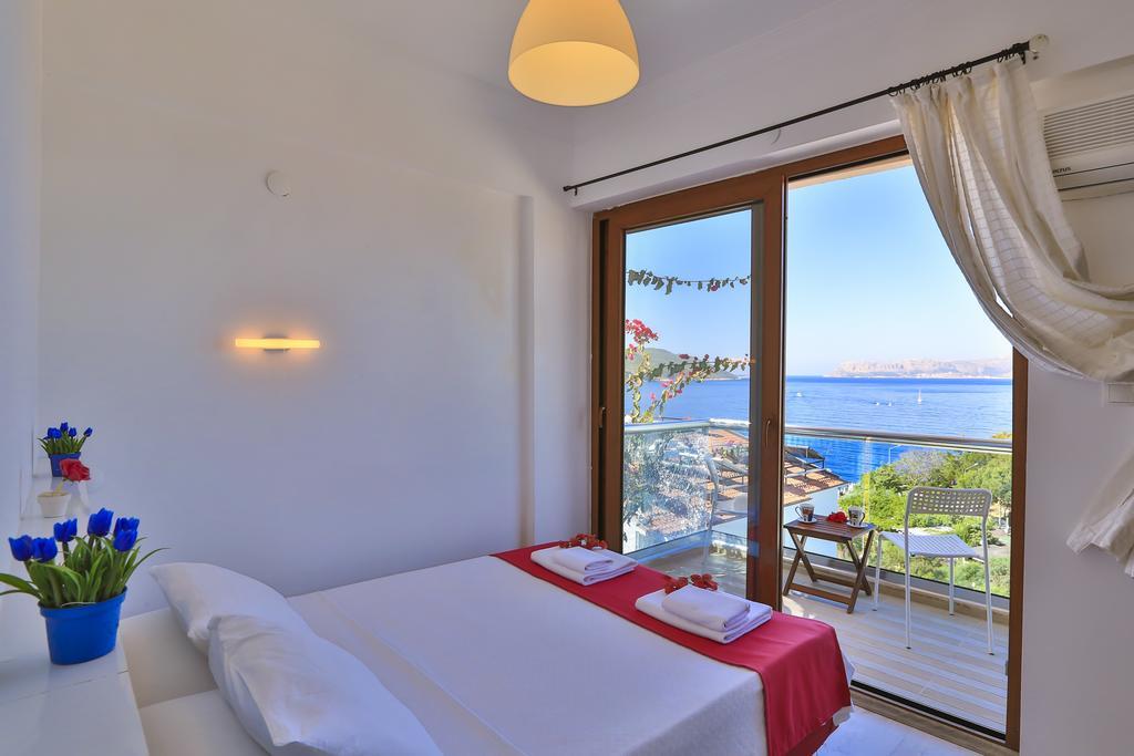 Antiphellos Pension Kuecuekcakil Kaş Room photo